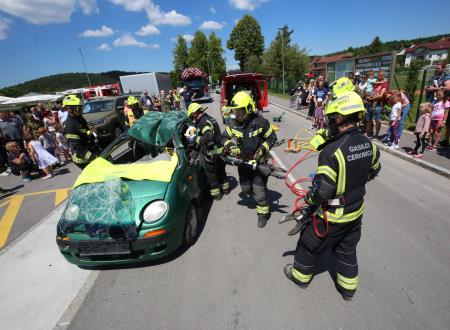 DNEVI ZAŠČITE IN REŠEVANJA 23 FOTO LJUBO VUKELIČ